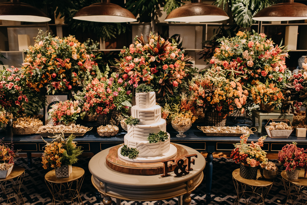 mesa do bolo de casamento