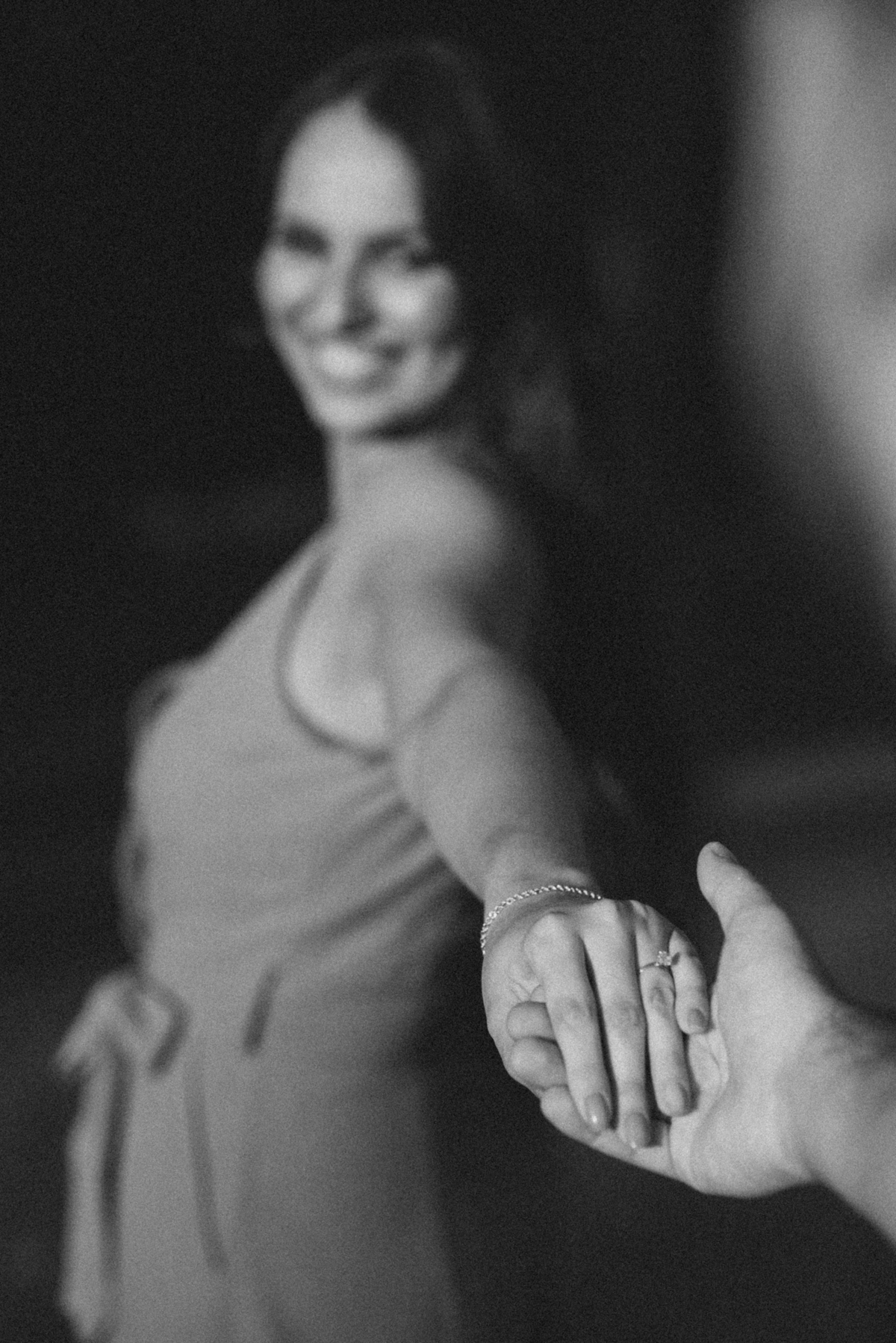 noivos de maos dadas 