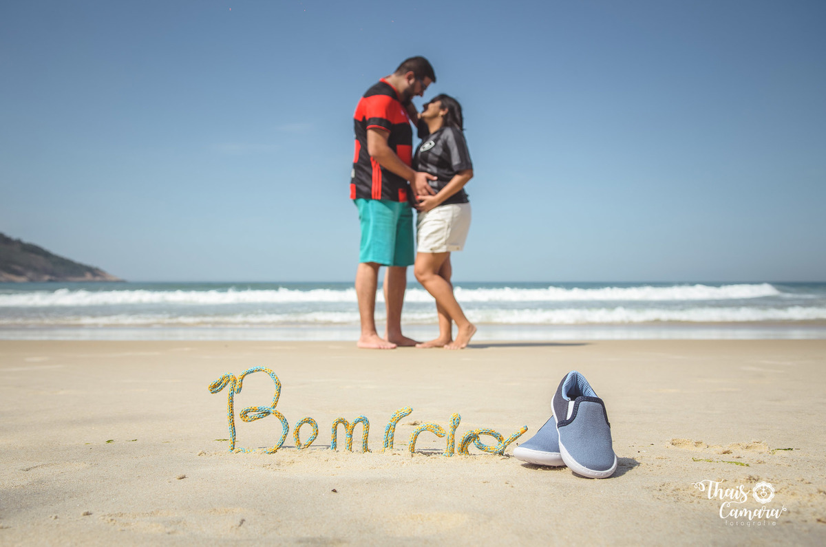 Ensaio Gestante - sessão gestante - na praia - Grumari - Rio de Janeiro , RJ - Thaís Camara fotografia