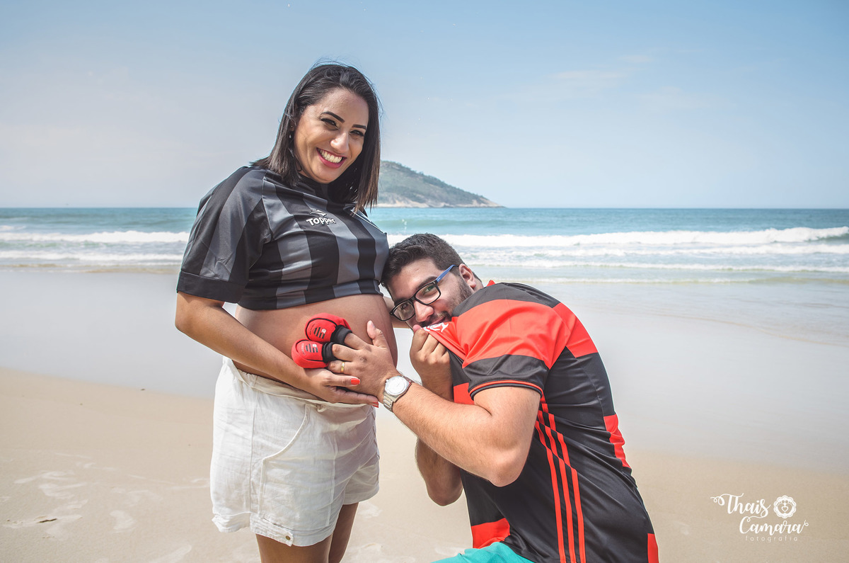Ensaio Gestante - sessão gestante - na praia - Grumari - Rio de Janeiro , RJ - Thaís Camara fotografia
