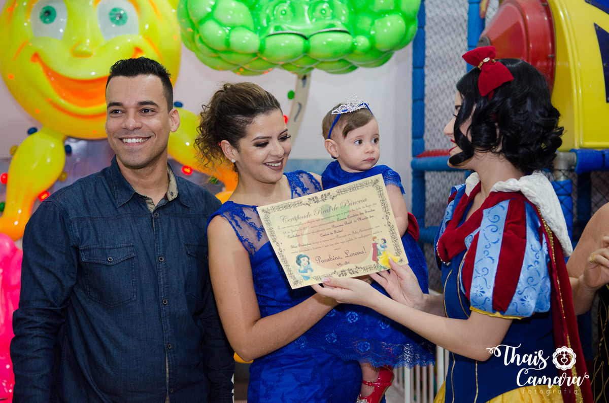 Foto de festa, cobertura de festa, cobertura fotográfica infantil, festa infantil rj thais camara, tia thais, fotografo rio de janeiro, fotografo zona oeste rj, festa branca de neve, festa da disney, festa princesas, festa em casa, festa no play