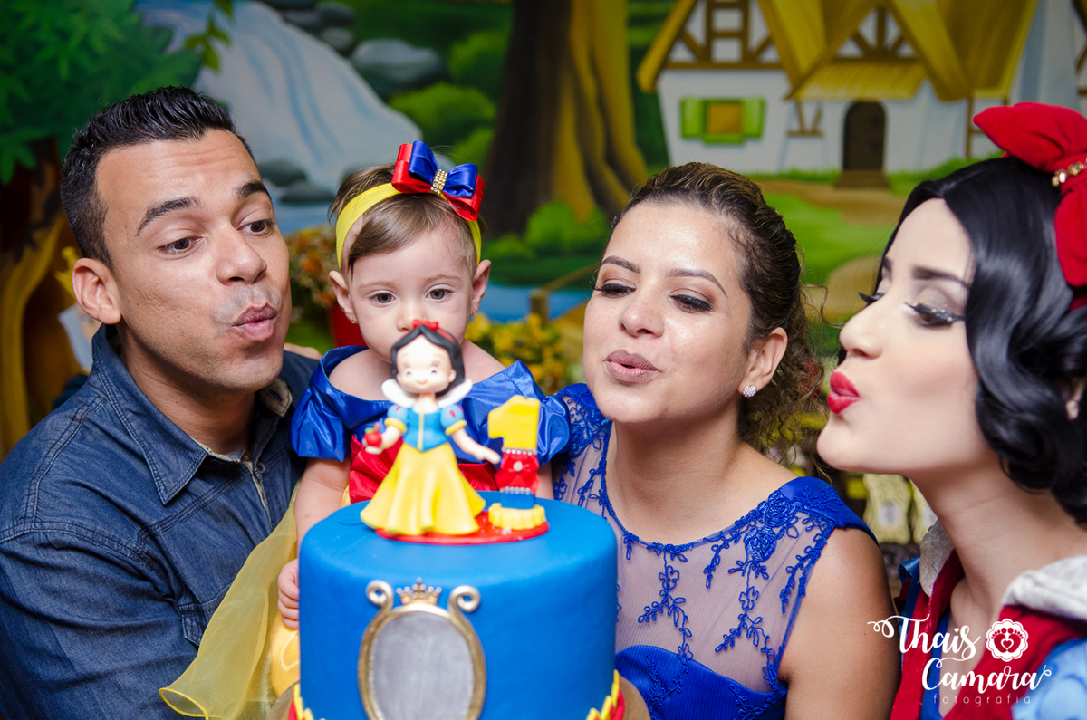 Foto de festa, cobertura de festa, cobertura fotográfica infantil, festa infantil rj thais camara, tia thais, fotografo rio de janeiro, fotografo zona oeste rj, festa branca de neve, festa da disney, festa princesas, festa em casa, festa no play