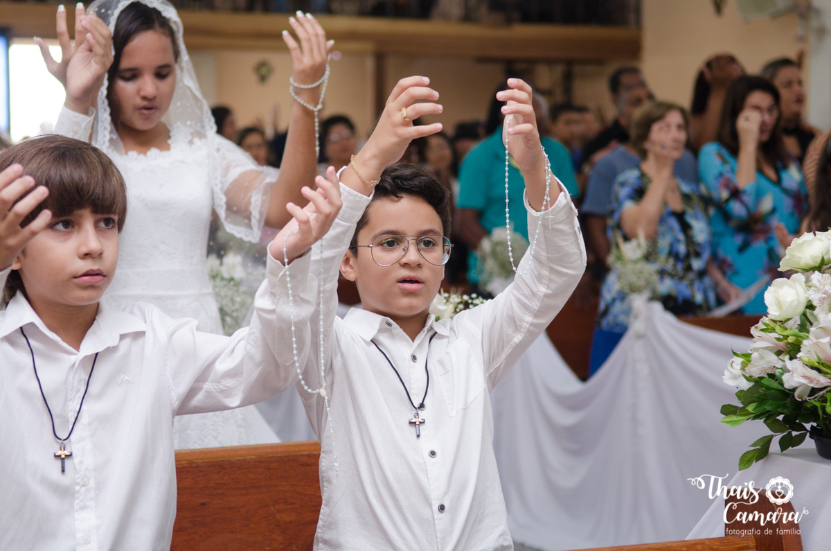 Primeira comunhão, Registro de comunhão, fotografia religiosa, fotografia cristã, primeira eucaristia, Thaís Camara, Thais Camara fotografia, Rio de Janeiro, RJ