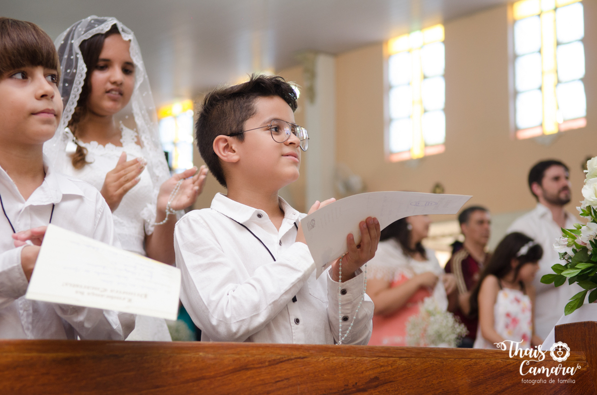 Primeira comunhão, Registro de comunhão, fotografia religiosa, fotografia cristã, primeira eucaristia, Thaís Camara, Thais Camara fotografia, Rio de Janeiro, RJ