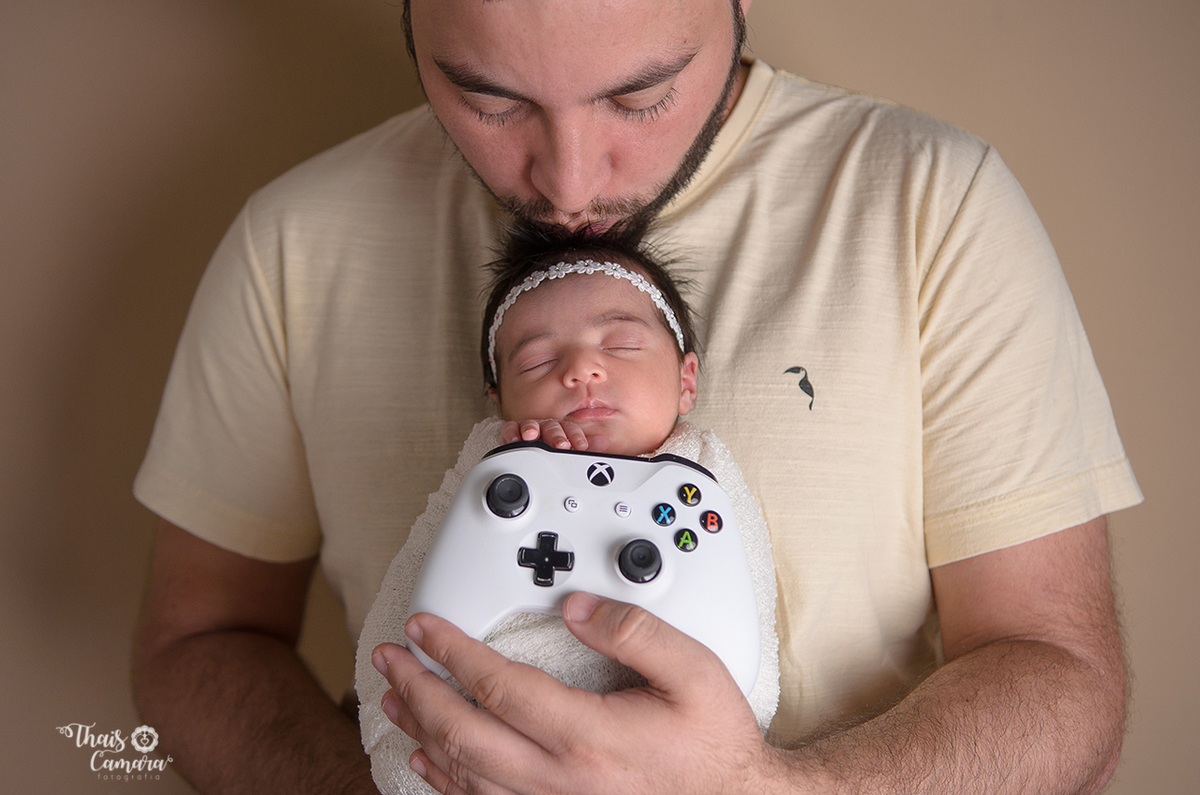 Book de recém nascido, rio de janeiro, newborn, thais camara, 2018, estúdio newborn campo grande rj, newborn zona oeste rj, newborn santa cruz, newborn paciência, newborn cosmos, newborn bangu, baby geek, baby gamer, gamer daddy, gamer boy