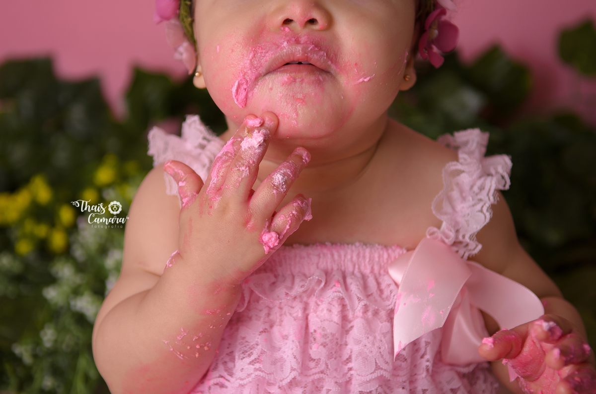 Cake Smash, Smash the cake, Jardim encantado, jardim de fadas, jardim de borboletas, ensaio floral, Ensaio flores, Book com bolo rj, Ensaio infantil RJ, Thais Camara, 2019