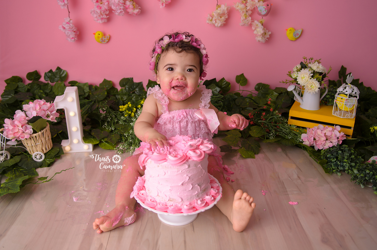 Cake Smash, Smash the cake, Jardim encantado, jardim de fadas, jardim de borboletas, ensaio floral, Ensaio flores, Book com bolo rj, Ensaio infantil RJ, Thais Camara, 2019