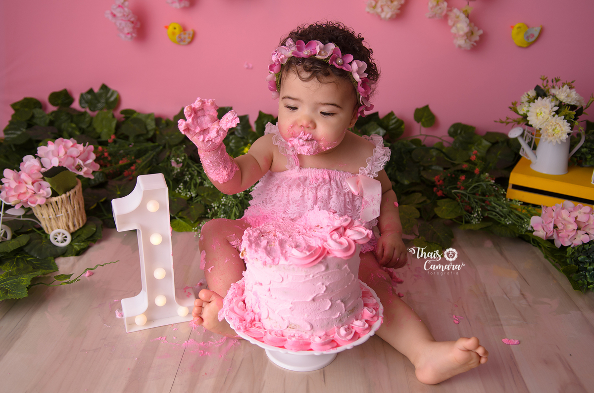 Cake Smash, Smash the cake, Jardim encantado, jardim de fadas, jardim de borboletas, ensaio floral, Ensaio flores, Book com bolo rj, Ensaio infantil RJ, Thais Camara, 2019