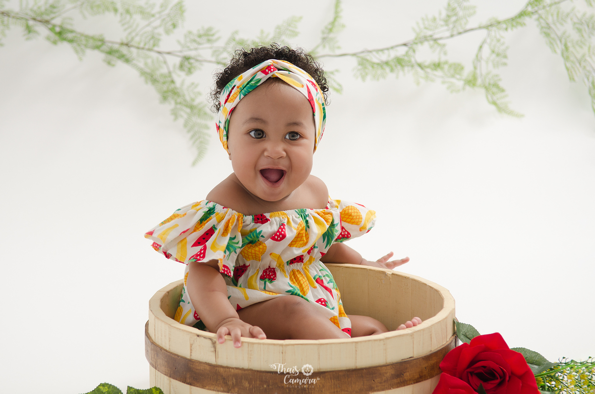 ensaio menina, banho de leite, acompanhamento trimestral, acompanhamento mensal, foto mensal, book mensal, book infantil, ensaio frutinhas menino, ensaio frutinhas, book frutinhas, baby milkbath, banho de leite infantil, estúdio em campo grande rj