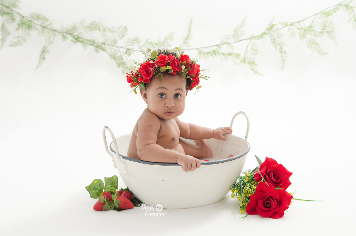 ensaio menina, banho de leite, acompanhamento trimestral, acompanhamento mensal, foto mensal, book mensal, book infantil, ensaio frutinhas menino, ensaio frutinhas, book frutinhas, baby milkbath, banho de leite infantil, estúdio em campo grande rj