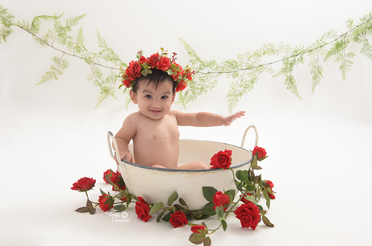 ensaio menina, banho de leite, acompanhamento trimestral, acompanhamento mensal, foto mensal, book mensal, book infantil, ensaio frutinhas menino, ensaio frutinhas, book frutinhas, baby milkbath, banho de leite infantil, estúdio em campo grande rj