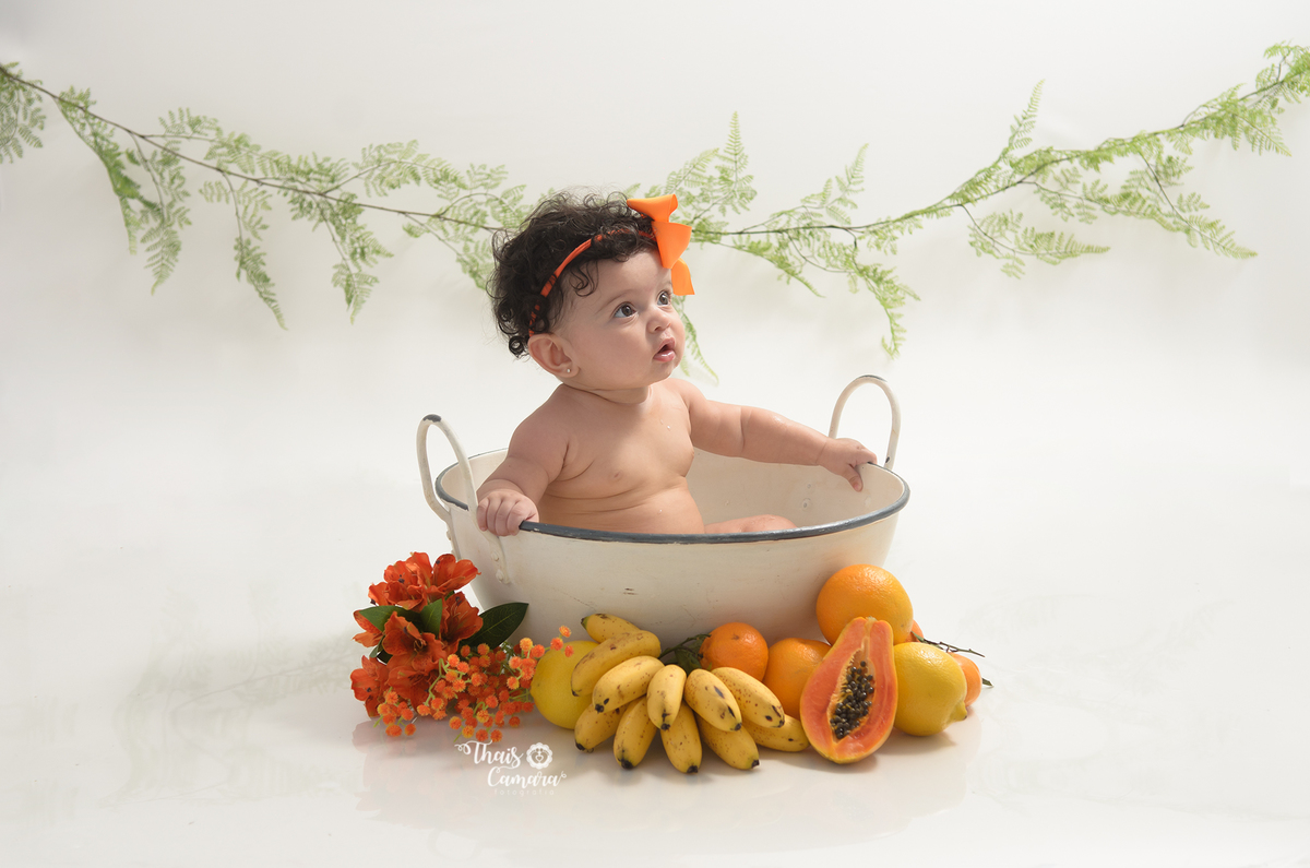 ensaio menina, banho de leite, acompanhamento trimestral, acompanhamento mensal, foto mensal, book mensal, book infantil, ensaio frutinhas menino, ensaio frutinhas, book frutinhas, baby milkbath, banho de leite infantil, estúdio em campo grande rjensaio m