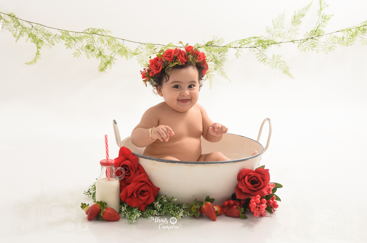 ensaio menina, banho de leite, acompanhamento trimestral, acompanhamento mensal, foto mensal, book mensal, book infantil, ensaio frutinhas menino, ensaio frutinhas, book frutinhas, baby milkbath, banho de leite infantil, estúdio em campo grande rj