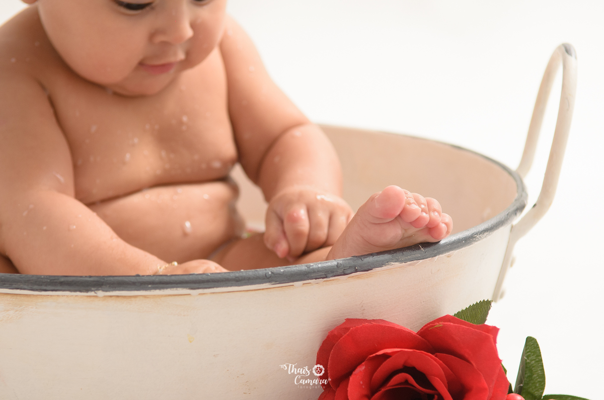 ensaio menina, banho de leite, acompanhamento trimestral, acompanhamento mensal, foto mensal, book mensal, book infantil, ensaio frutinhas menino, ensaio frutinhas, book frutinhas, baby milkbath, banho de leite infantil, estúdio em campo grande rj