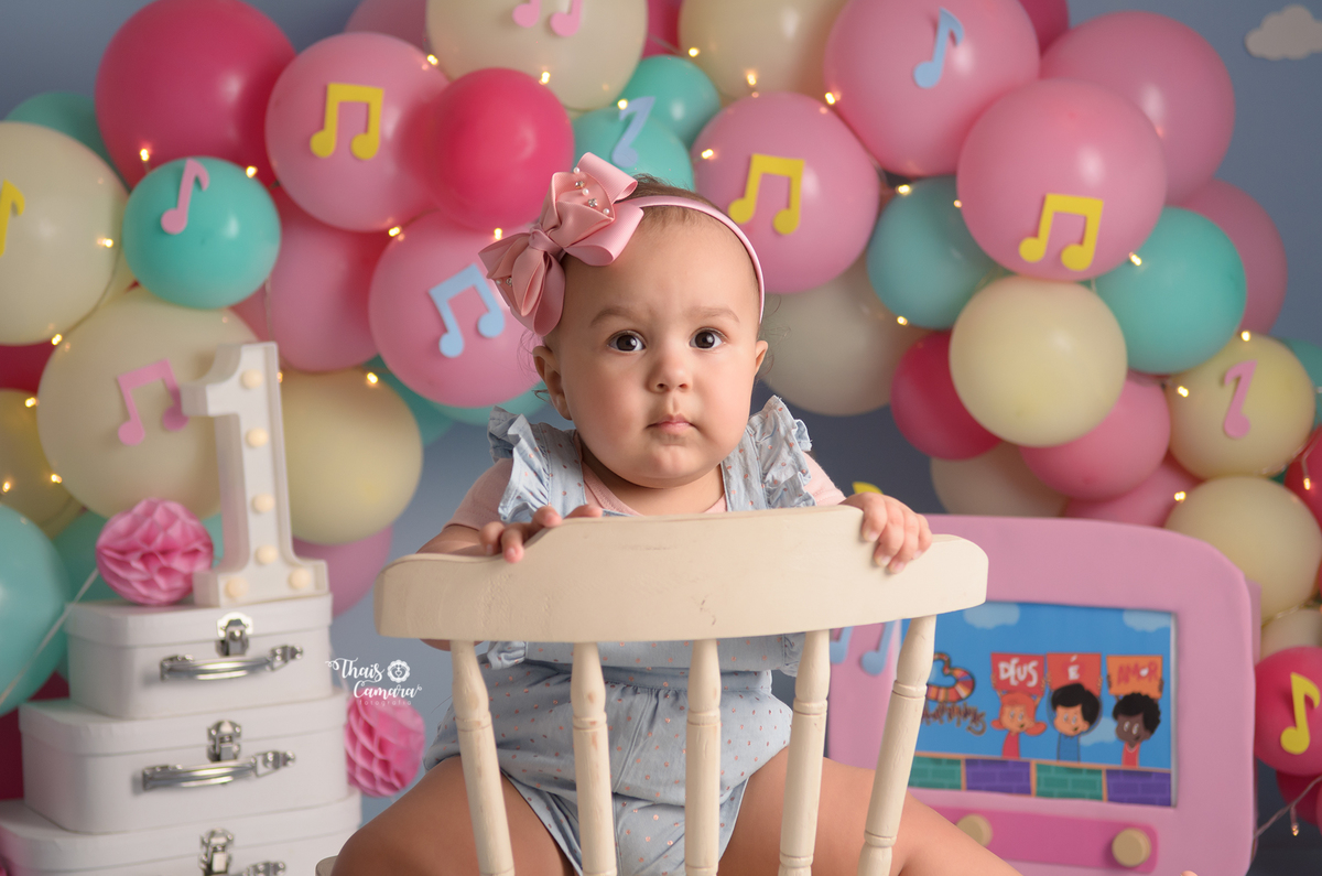 cake smash 3 palavrinhas, smash the cake, 3 palavrinhas menina, gospel cake smash, ensaio de 1 ano, ensaio com bolo, decor festa 3 palavrinhas rosa, decoração rosa, studio infantil rj
