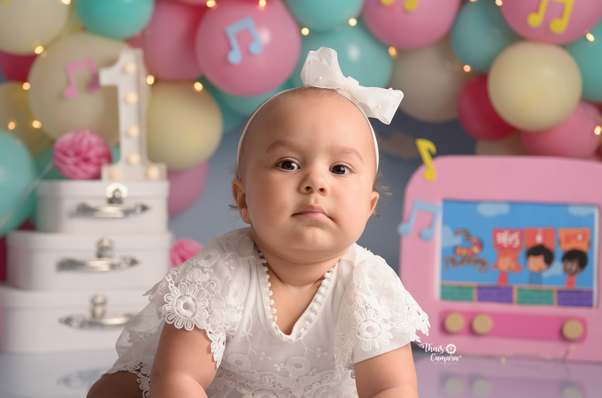 cake smash 3 palavrinhas, smash the cake, 3 palavrinhas menina, gospel cake smash, ensaio de 1 ano, ensaio com bolo, decor festa 3 palavrinhas rosa, decoração rosa, studio infantil rj