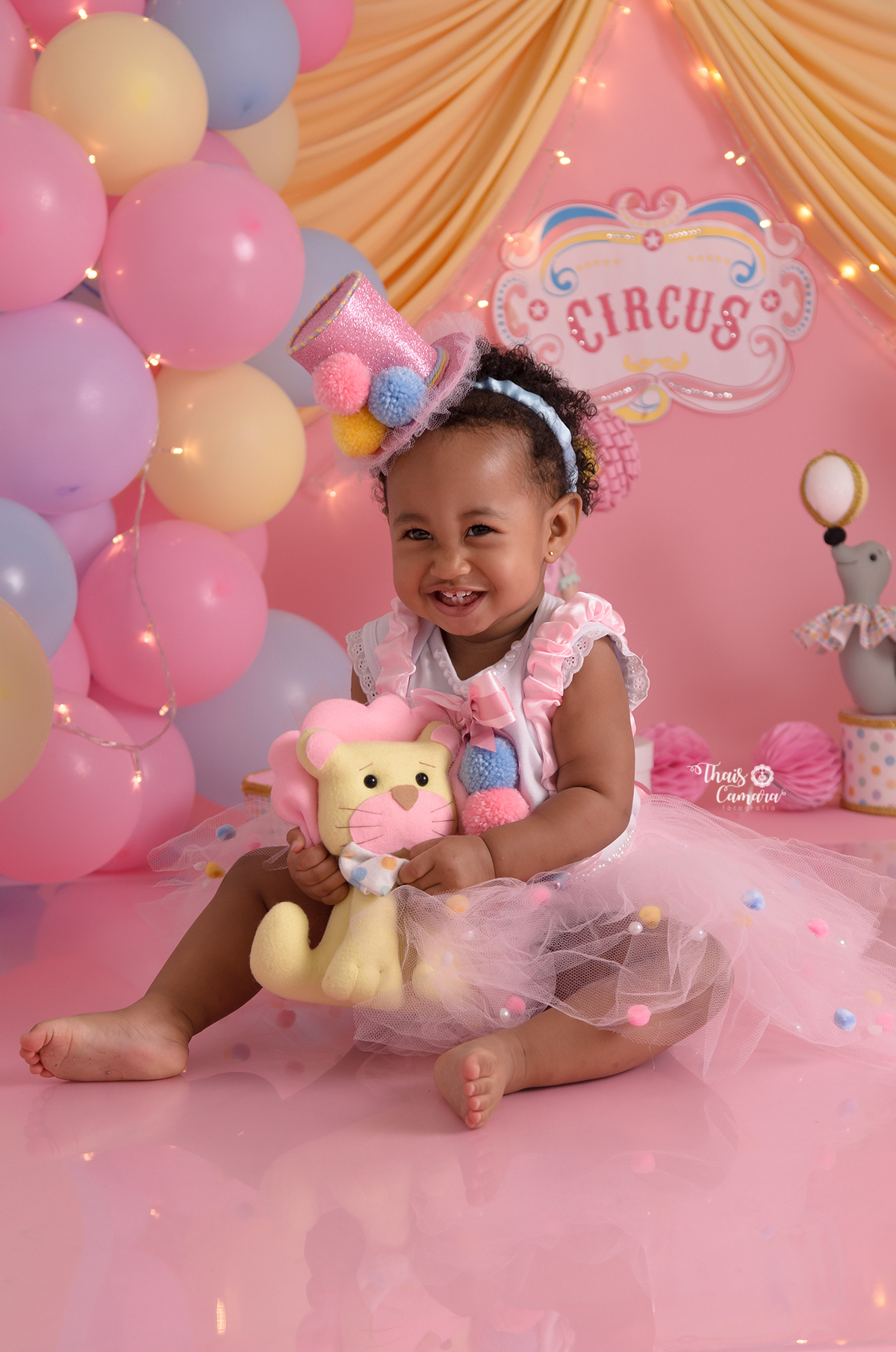 cake smash circo rosa, smash the cake, Circo menina, Pink carnivale cake smash, ensaio de 1 ano, Pink Circus, ensaio com bolo, decor festa Circo Rosa, studio infantil rj, smash the cake Campo Grande RJ