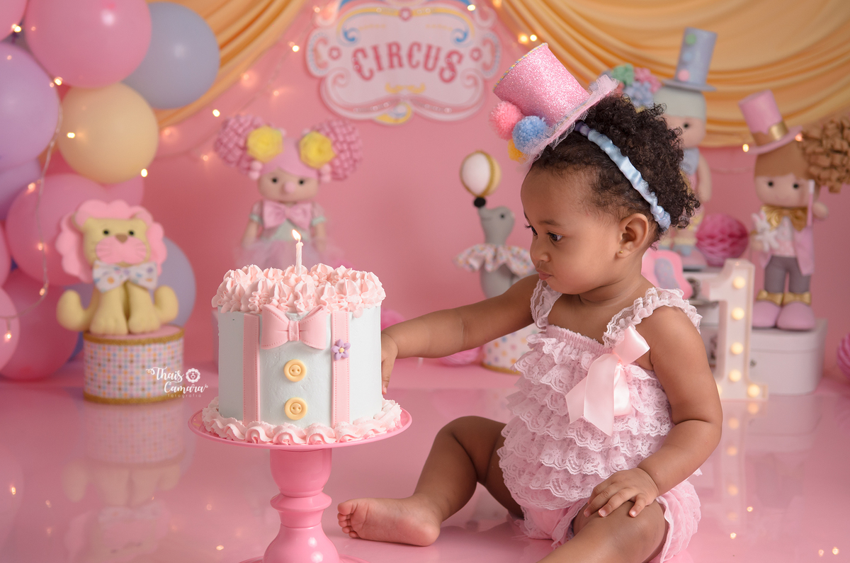 cake smash circo rosa, smash the cake, Circo menina, Pink carnivale cake smash, ensaio de 1 ano, Pink Circus, ensaio com bolo, decor festa Circo Rosa, studio infantil rj, smash the cake Campo Grande RJ