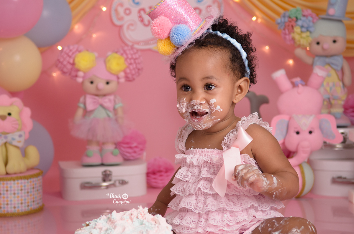 cake smash circo rosa, smash the cake, Circo menina, Pink carnivale cake smash, ensaio de 1 ano, Pink Circus, ensaio com bolo, decor festa Circo Rosa, studio infantil rj, smash the cake Campo Grande RJ
