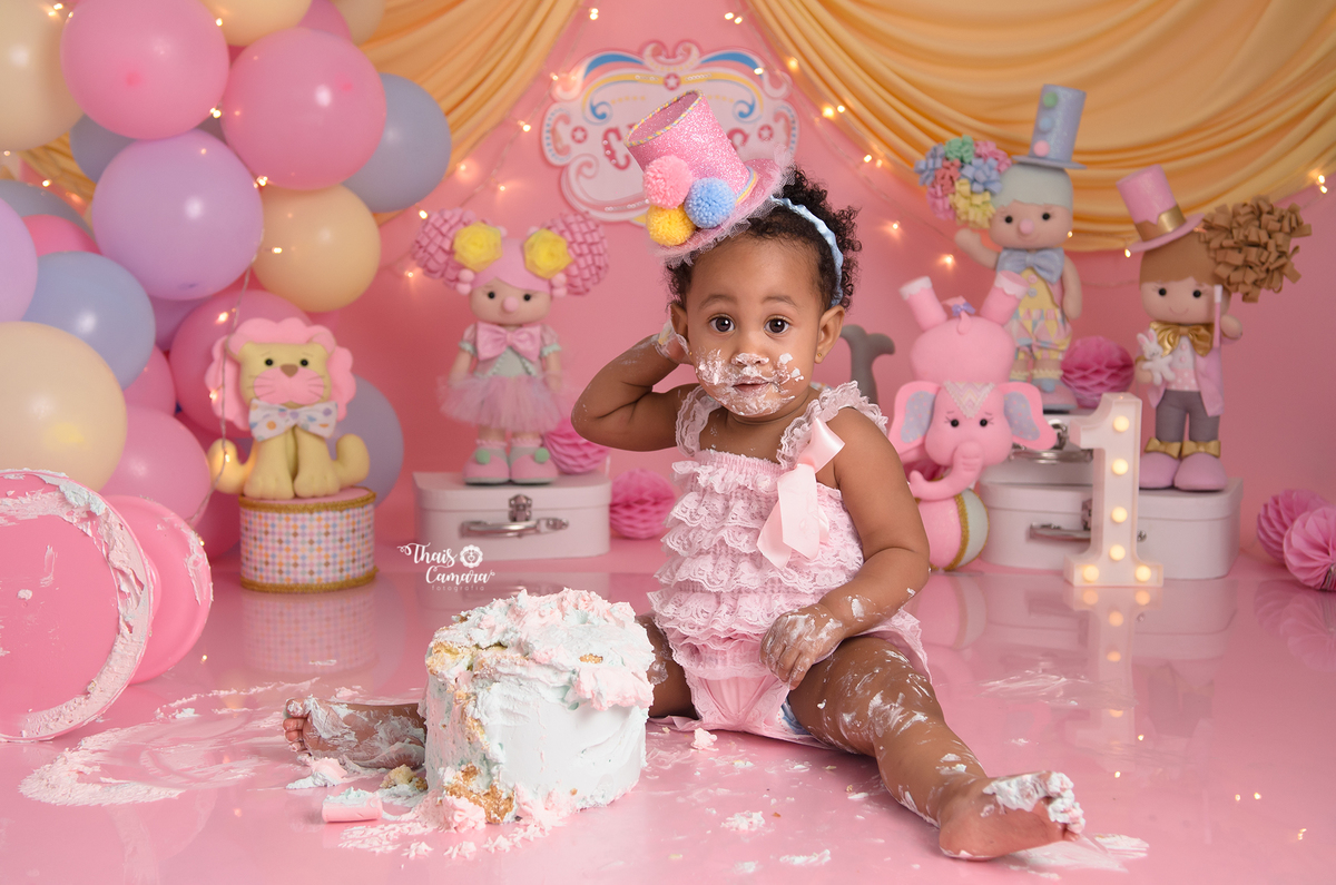 cake smash circo rosa, smash the cake, Circo menina, Pink carnivale cake smash, ensaio de 1 ano, Pink Circus, ensaio com bolo, decor festa Circo Rosa, studio infantil rj, smash the cake Campo Grande RJ