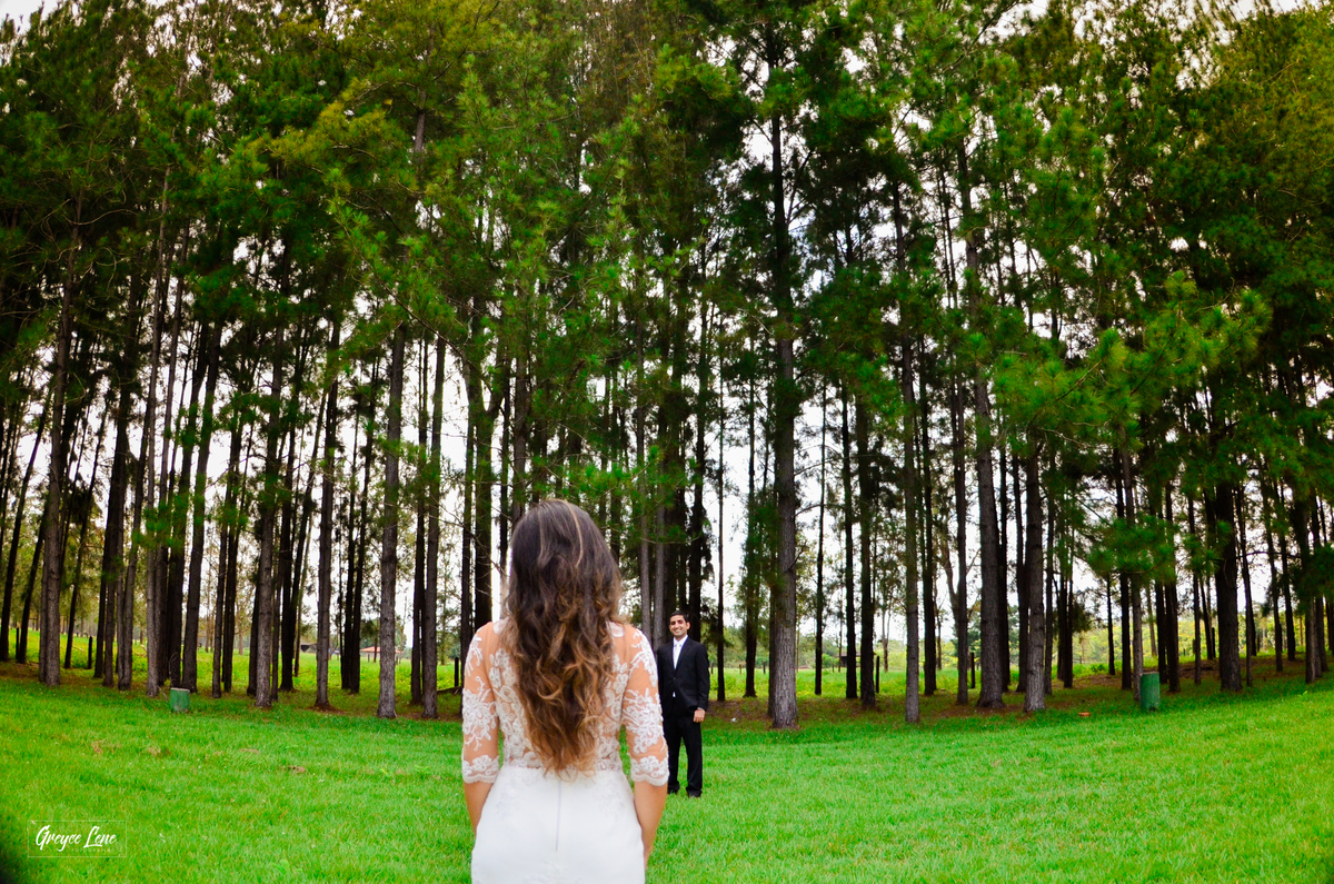 noiva olhando para o noivo sessao externa em porto velho rondonia