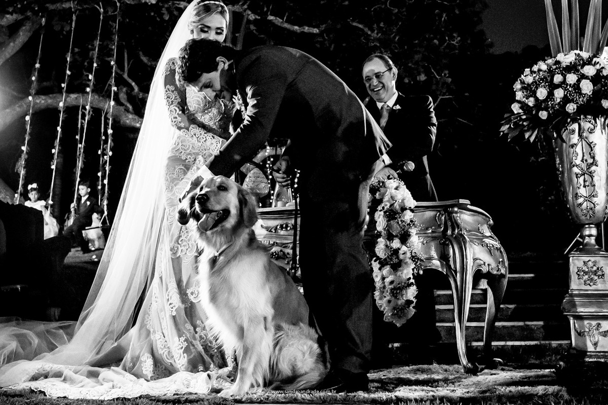 Lindo momento da entrada das alianças do Murilo e seu grande amigo.
