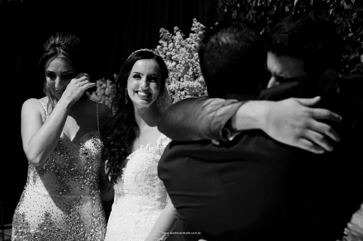 Comprimentos dos noivos apos a cerimonia