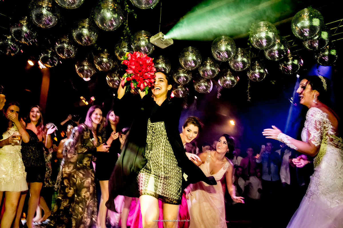 A sortuda que pegou o buquet