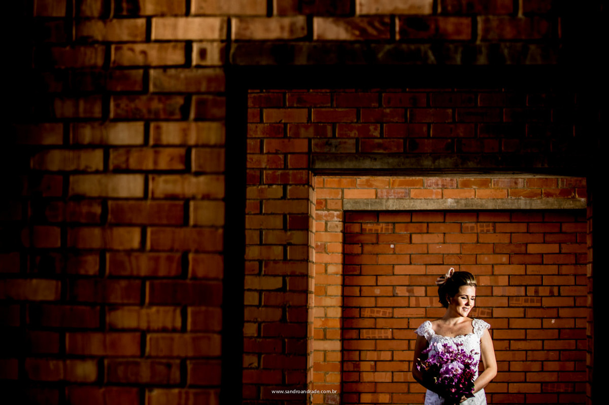 Um sorriso de noiva tras ansiedade, amor, paixão, expectativas, amor...