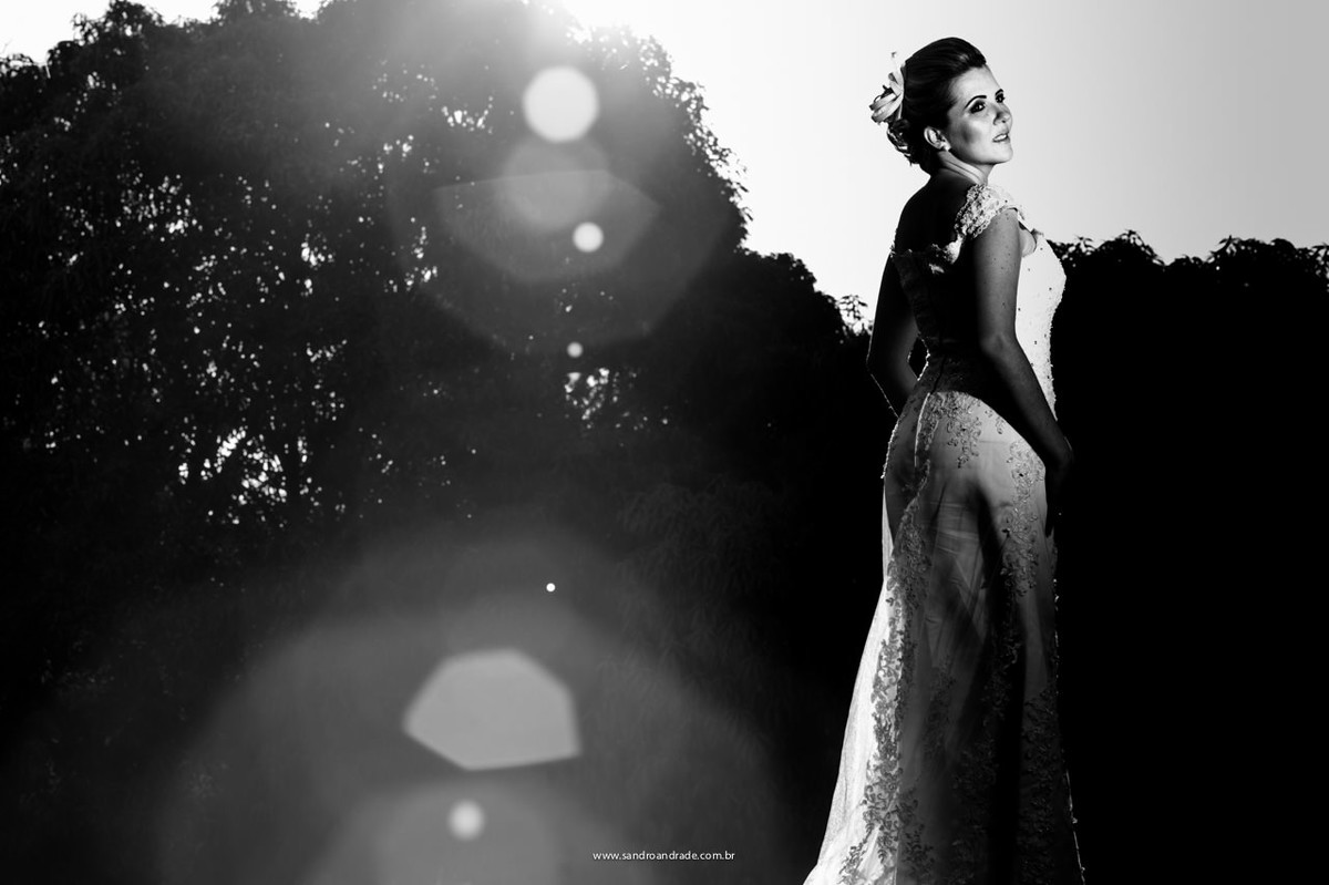 Uma noiva linda e elegante, fotografia criativa de noiva