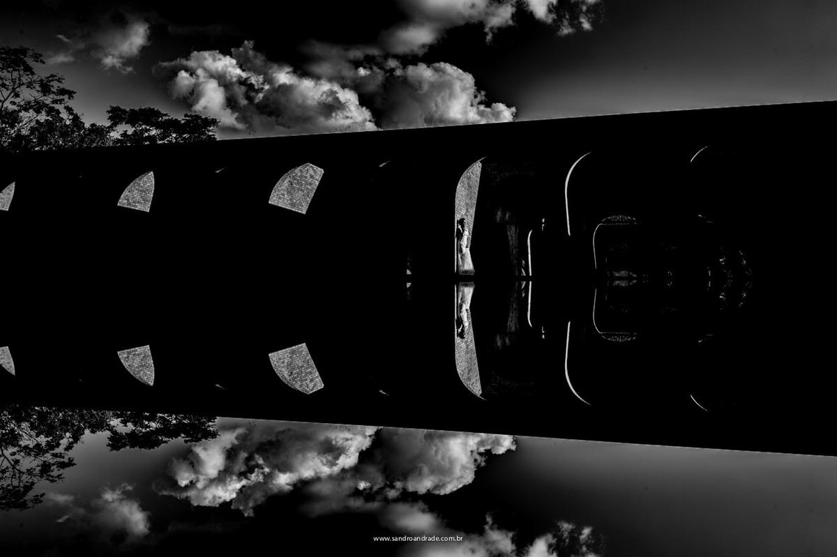 Fotografia com silhueta da noiva, mansão dos arcos