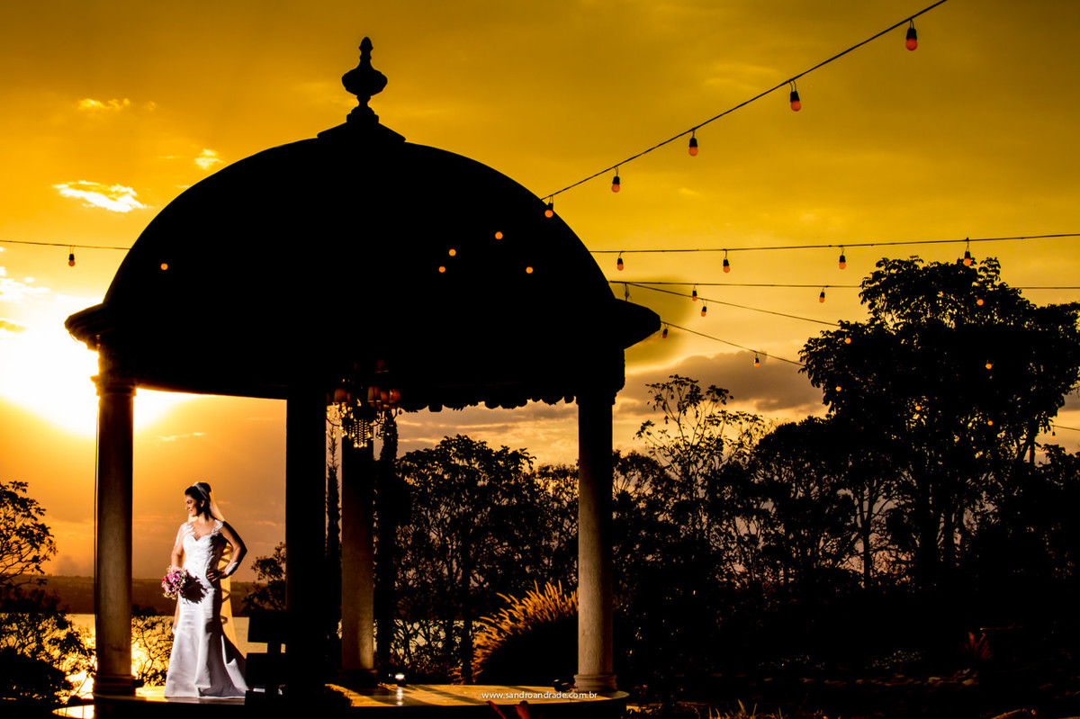 por do sol, vestido de noiva, previa de noiva, fotografia criativa de noiva