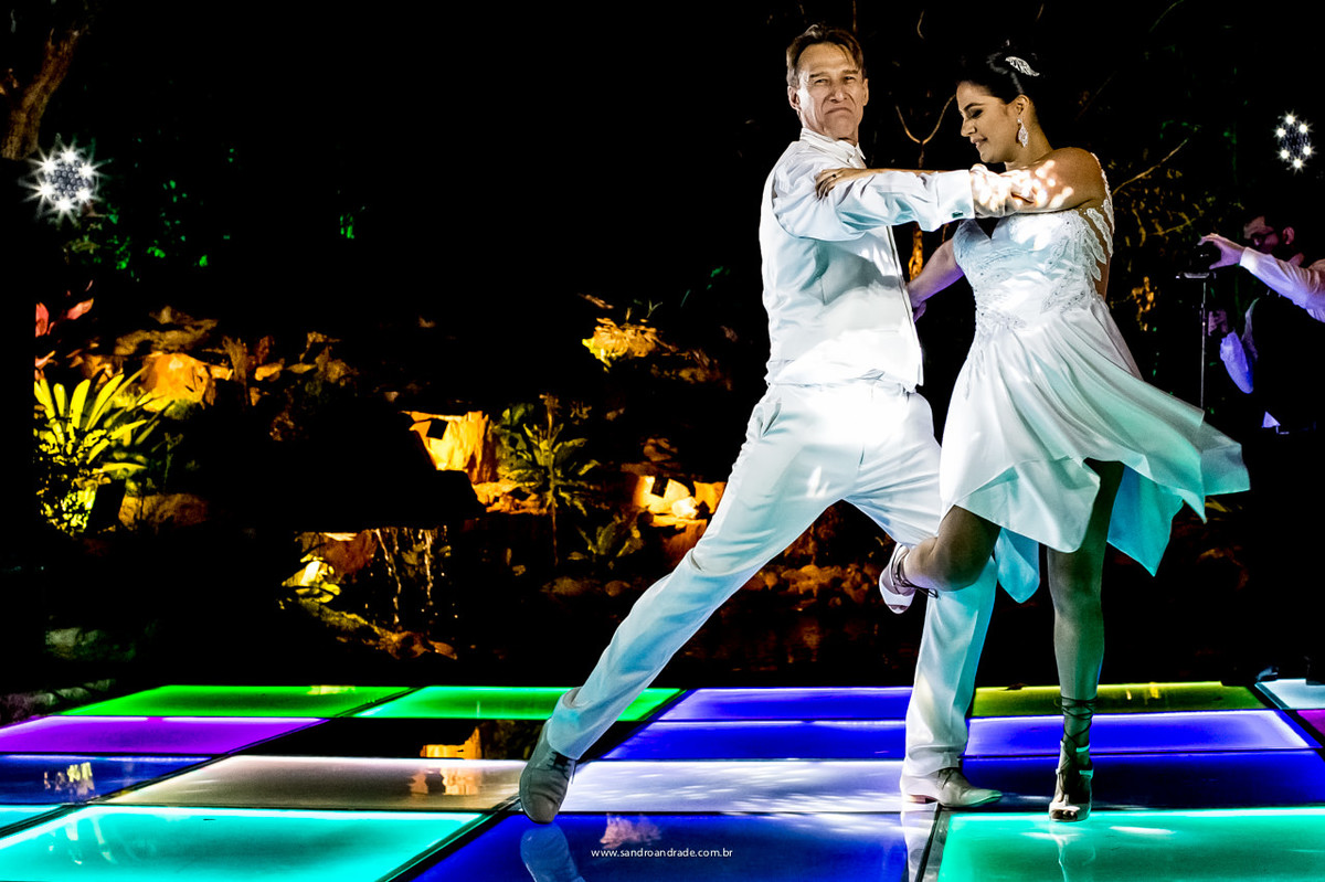 Orgulho do noivo e uma coreografia treinada com muito amor e dedicação