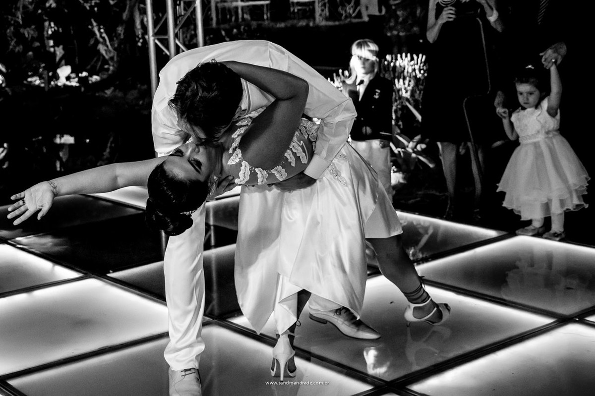 O beijo, a dança, o amor