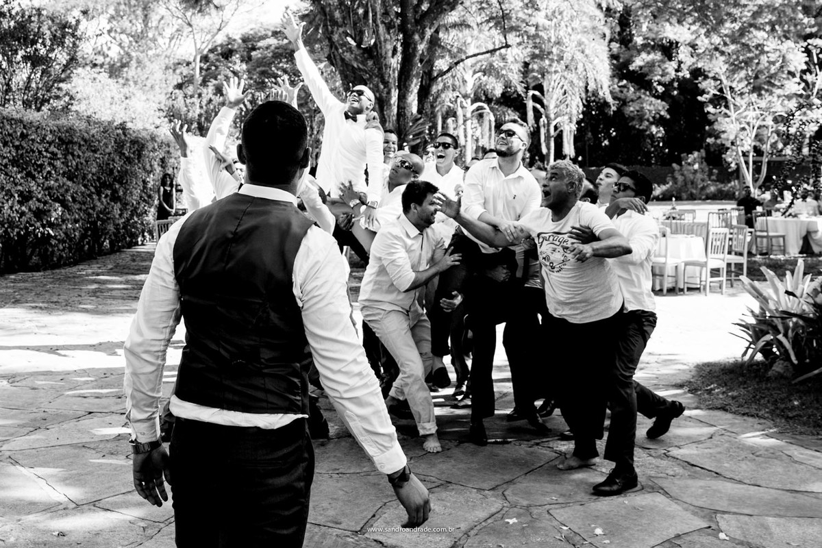 Todos querem ganhar a garrafa de uísque