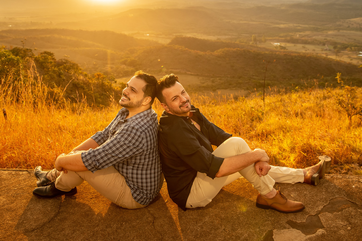 Na sequencia da foto anterior, porem agora um retrato do casal e o Jorge encostou a cabeça na cabeça do Victor.