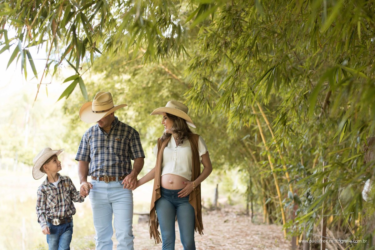 ensaio de gestante country feito em guaratingueta por paula freitas fotografia