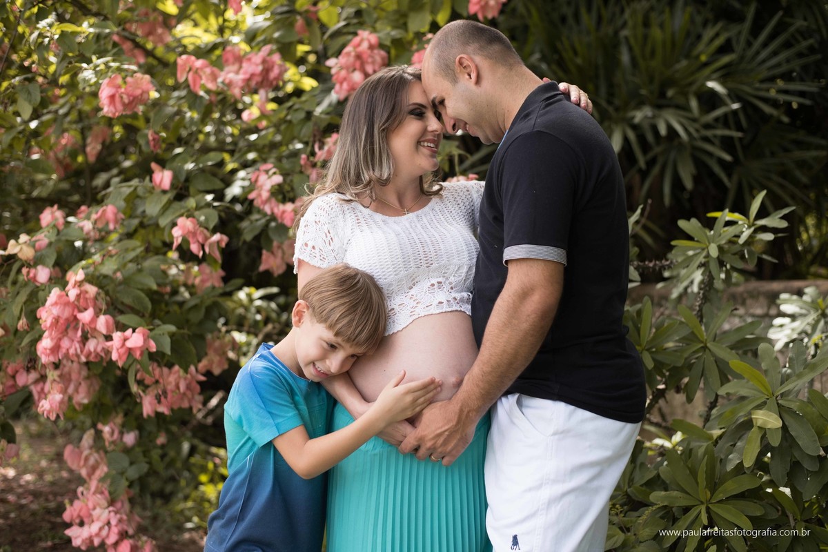 gestante country e familia em ensaio gestante feito por paula freitas fotografia em guaratingueta