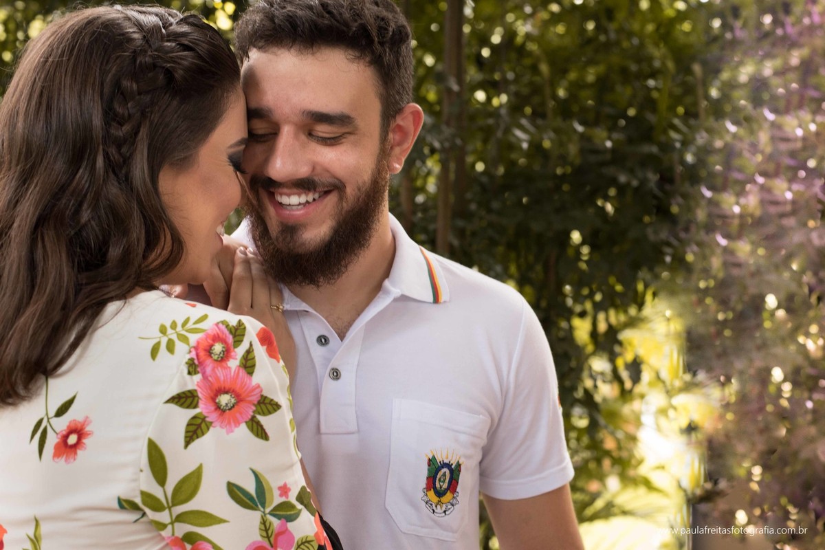 ensaio fotografico pre casamento de mariana e lucas feito na chapada dos guimarães em mato grosso fotografado por paula freitas fotografia