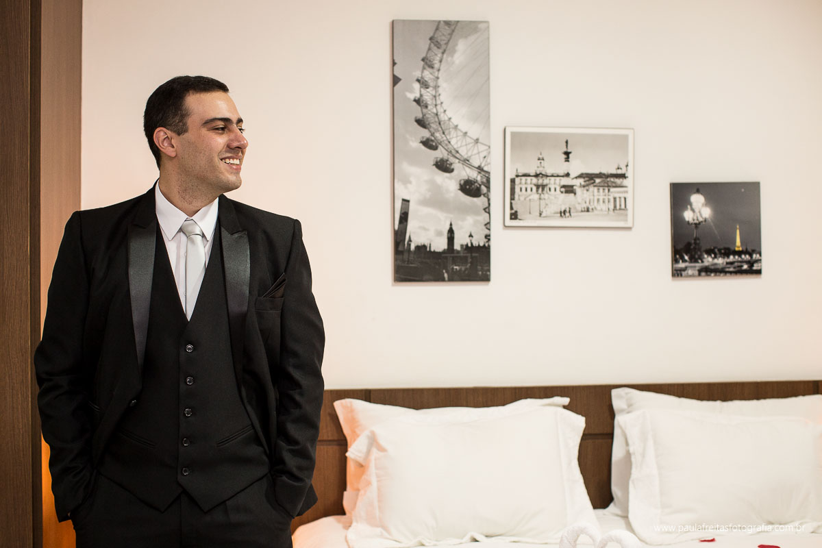 casamento de renata e ériton realizado na matriz de lorena,sp e recepção no pesqueiro recanto do bosque em lorena,sp. fotografado por paula freitas fotografia