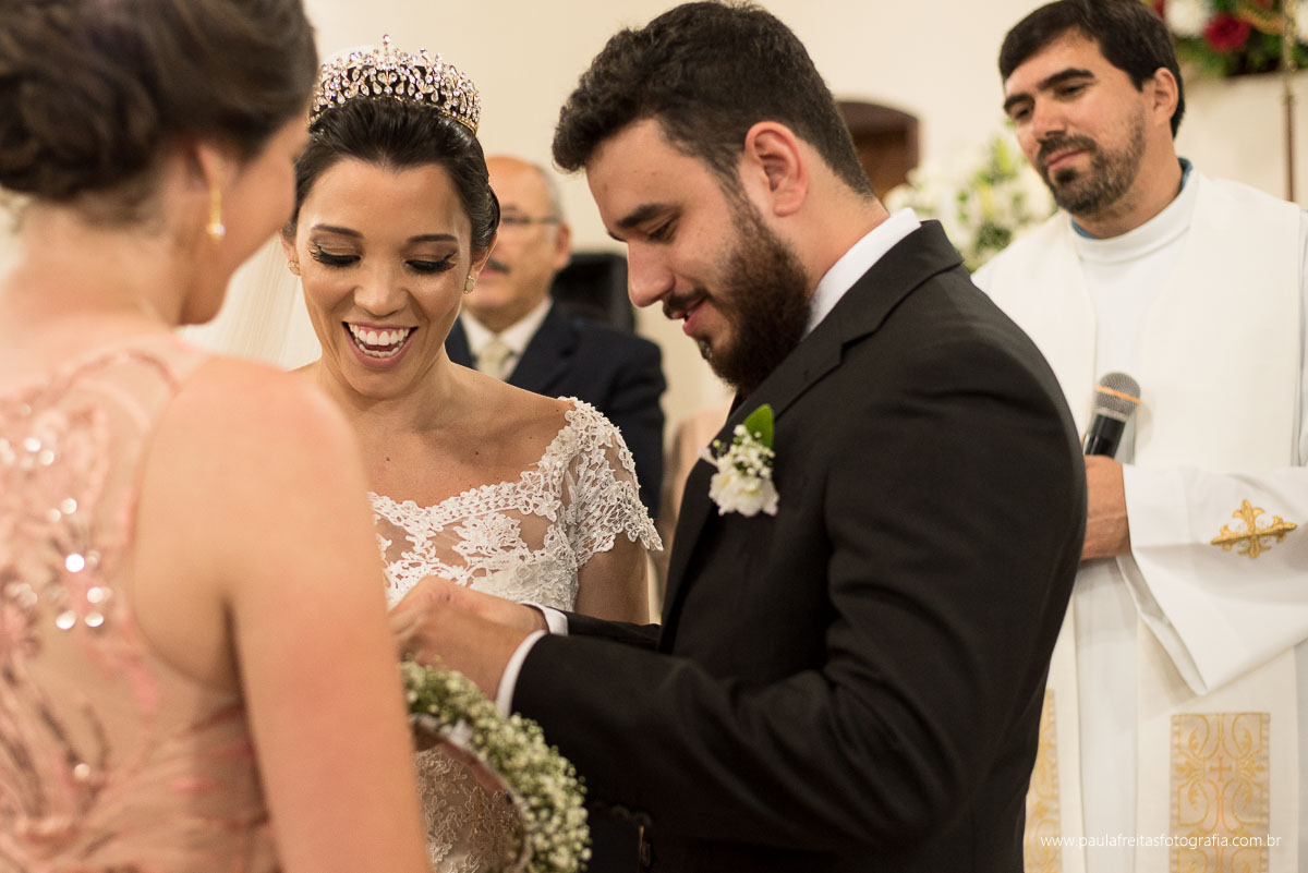 casamento em piquete sp de mariana e lucas e recepção no macaco em lorena sp fotografado por paula freitas fotografia