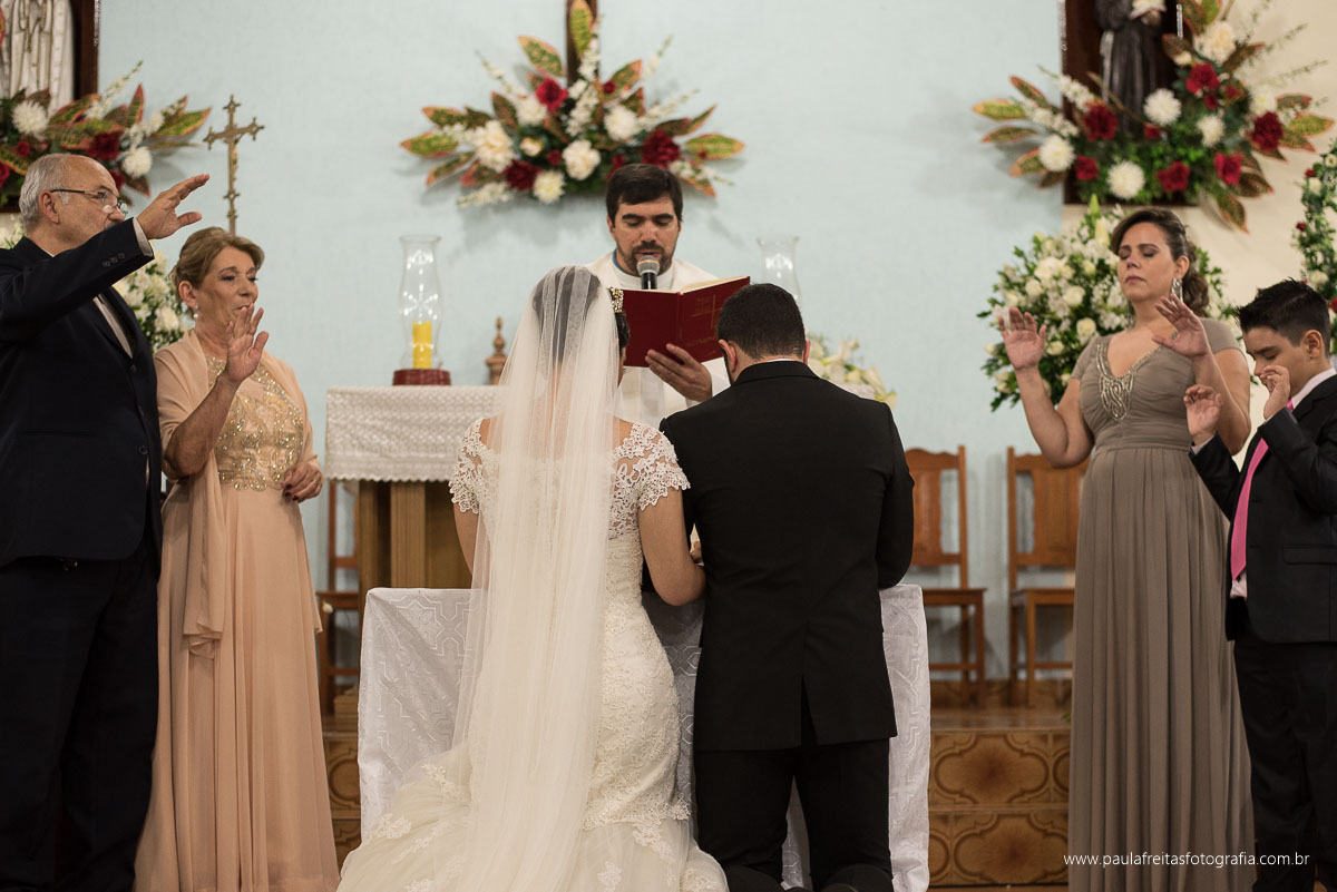 casamento em piquete sp de mariana e lucas e recepção no macaco em lorena sp fotografado por paula freitas fotografia