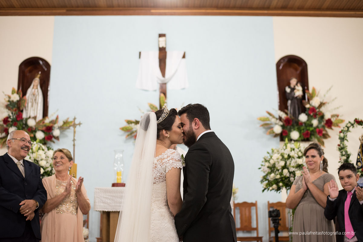casamento em piquete sp de mariana e lucas e recepção no macaco em lorena sp fotografado por paula freitas fotografia