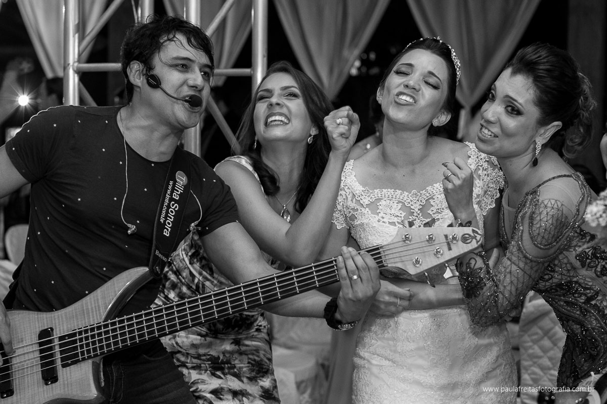 casamento em piquete sp de mariana e lucas e recepção no macaco em lorena sp fotografado por paula freitas fotografia