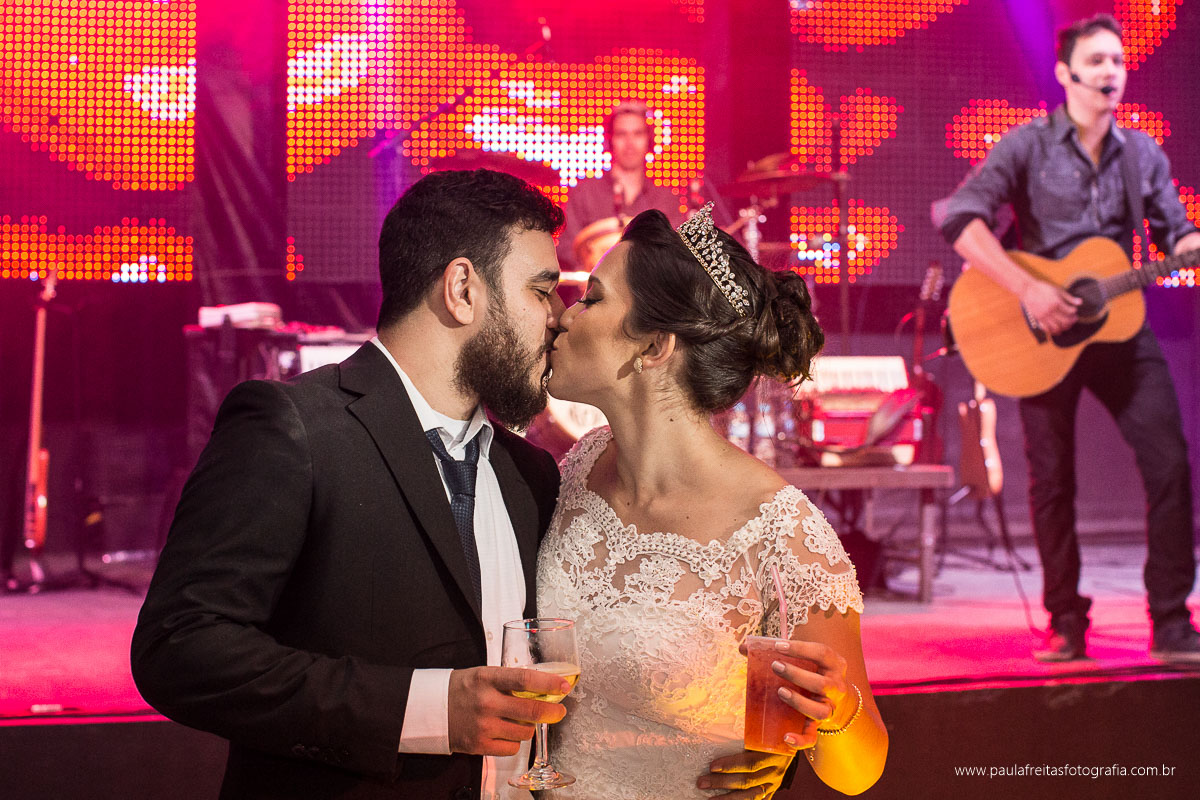 casamento em piquete sp de mariana e lucas e recepção no macaco em lorena sp fotografado por paula freitas fotografia
