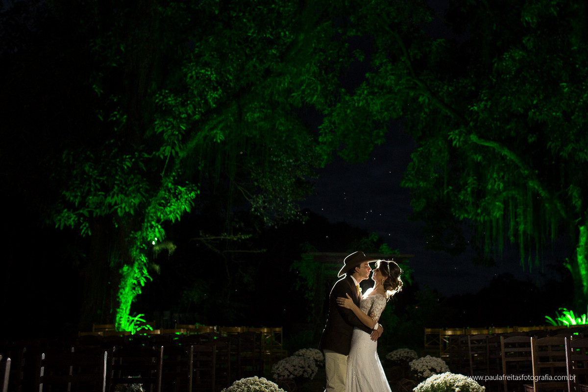 casamento country noivo de chapeu no vale do paraiba