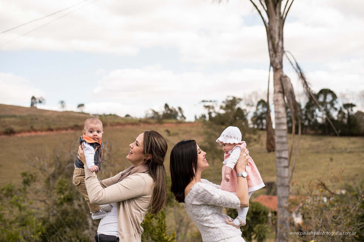 ensaio de irmas com filhos ensaio infantil ensaio de primos fotografia de paula freitas fotografia