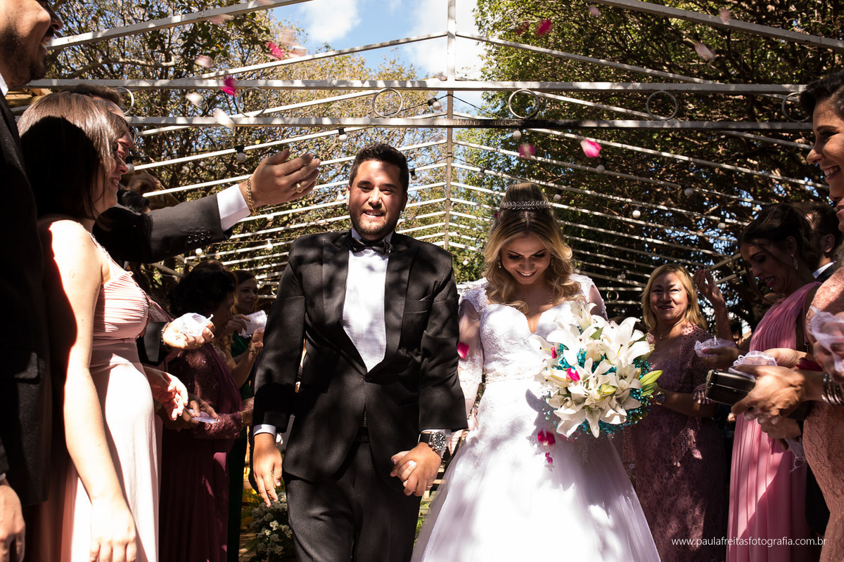 casamento de dia no restaurante da luciana em guaratingueta fotografado por paula freitas fotografia