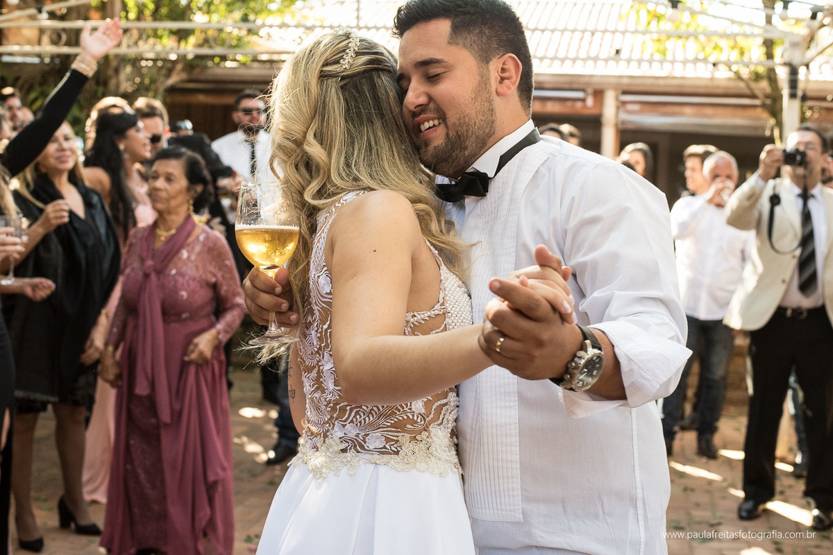 casamento de dia no restaurante da luciana em guaratingueta fotografado por paula freitas fotografia