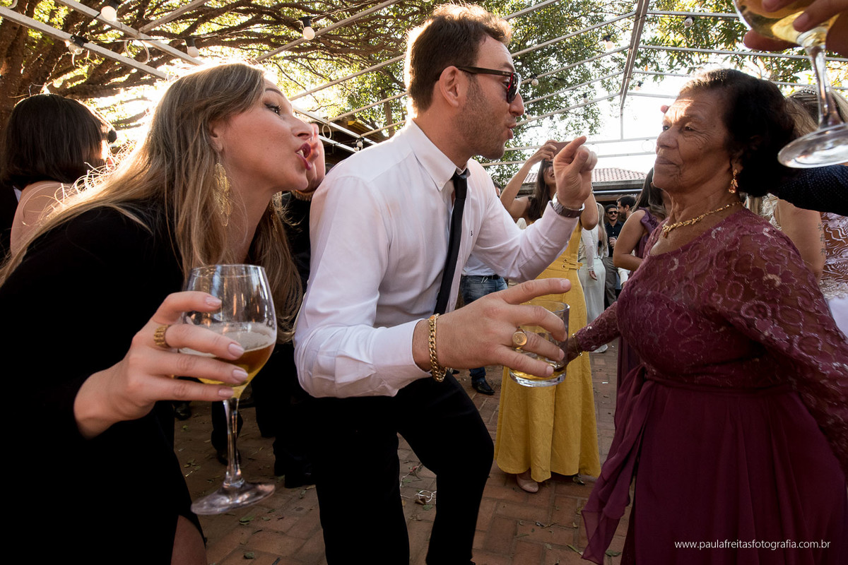 casamento de dia no restaurante da luciana em guaratingueta fotografado por paula freitas fotografia